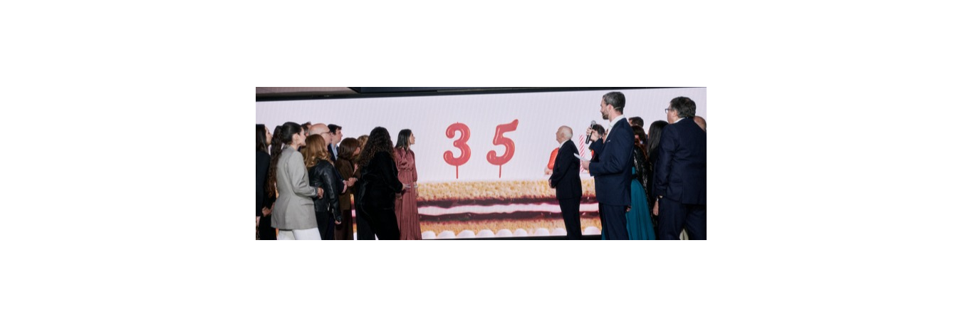 Celebramos 35 años acompañados por la sociedad civil barcelonesa